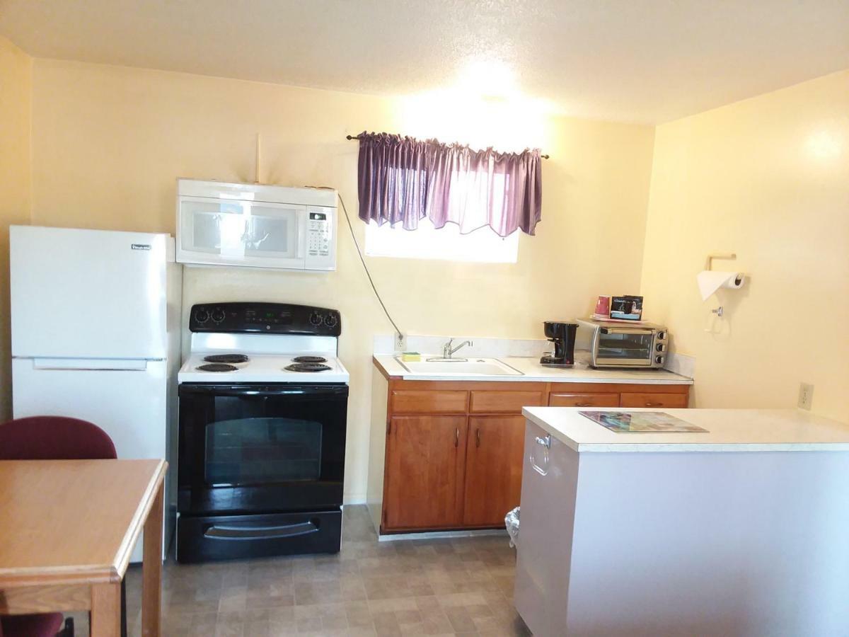 Shiny Motel Hoquiam Bagian luar foto